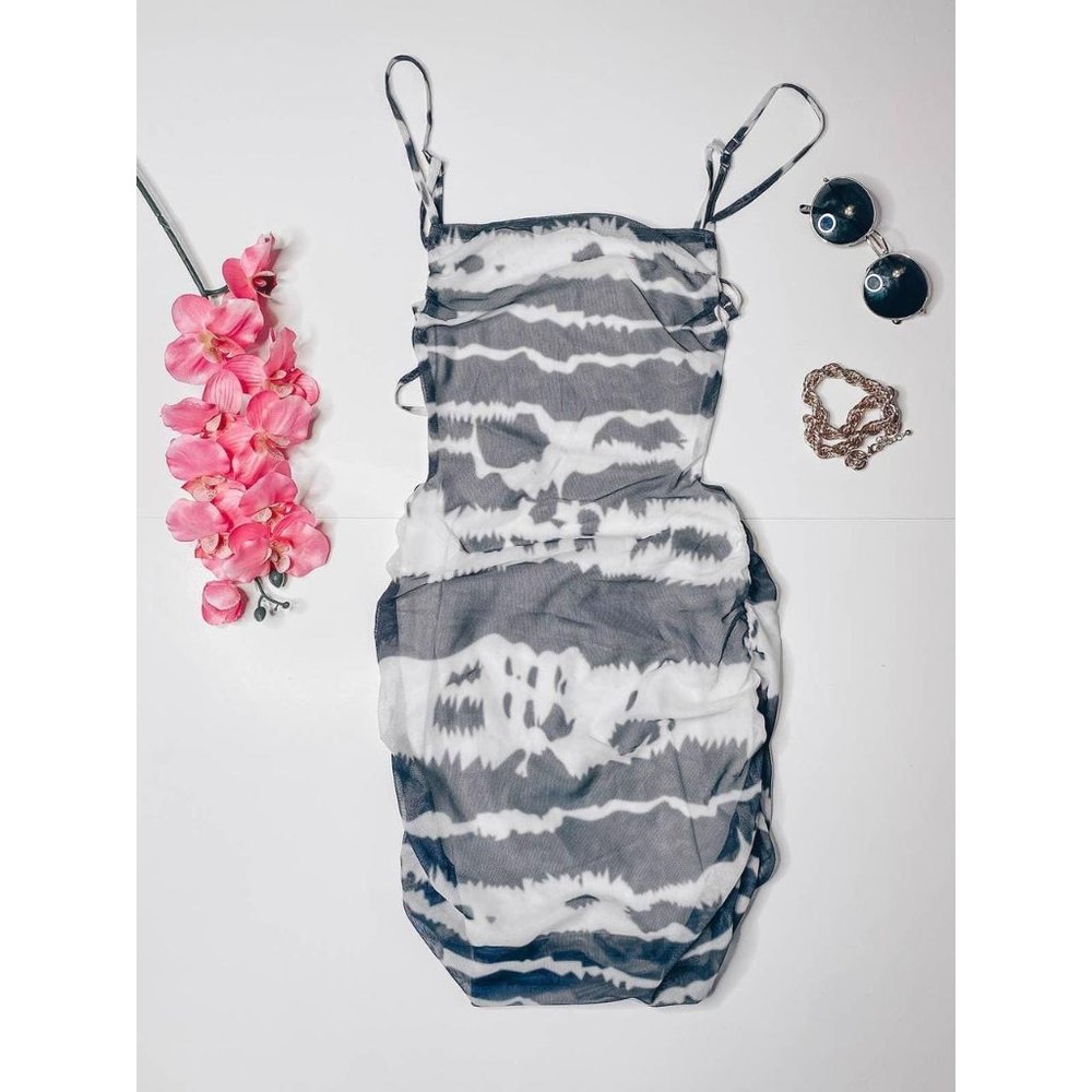 christinakingsly-brand-new-white-and-greyblack